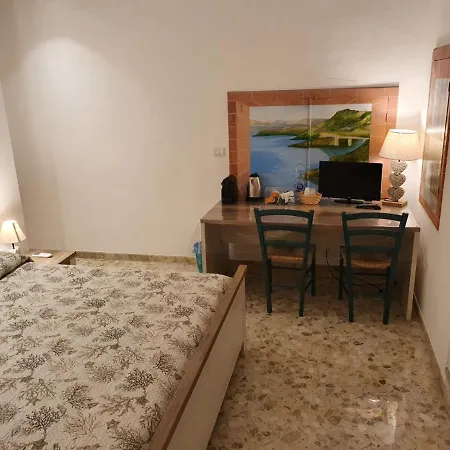 Stella Maris Nocleg ze śniadaniem 3*