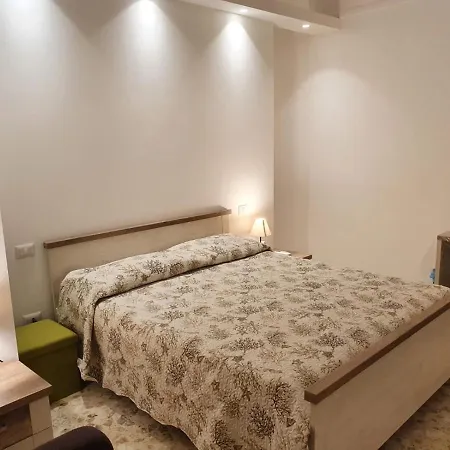 לינה וארוחת בוקר Stella Maris